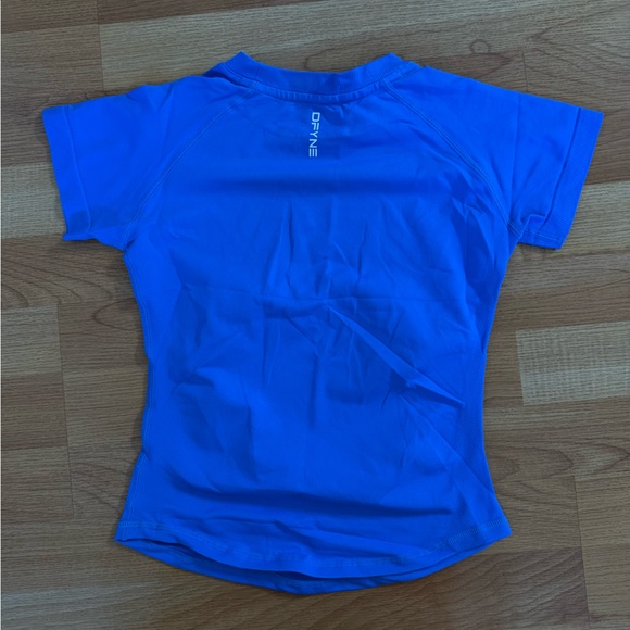 DFYNE Women's Blue Short Sleeve Tee - Picture 2 of 3